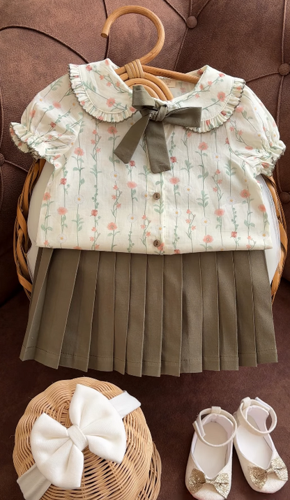Classy Little Diva Looks Pleated Skirt Set