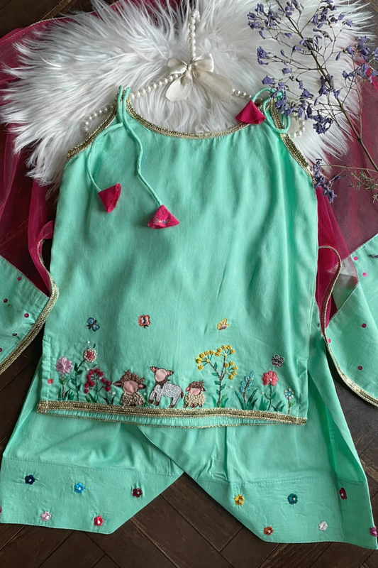 Vanya Mint Blossom Set