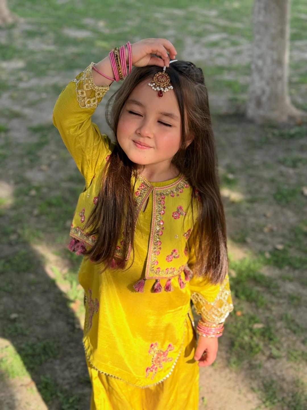 Aafreen Ziva Mehendi Charm Set